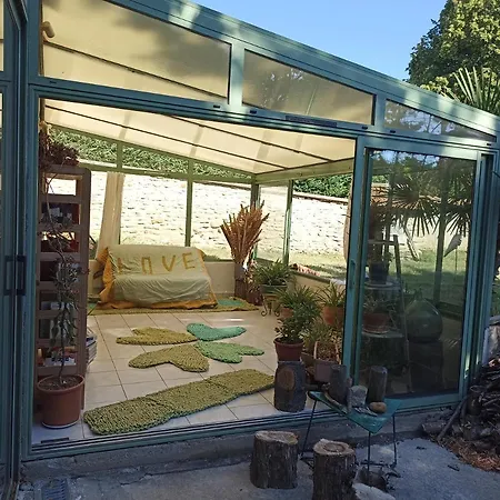 Séjour chez l'habitant Un Jardin Sur La Colline